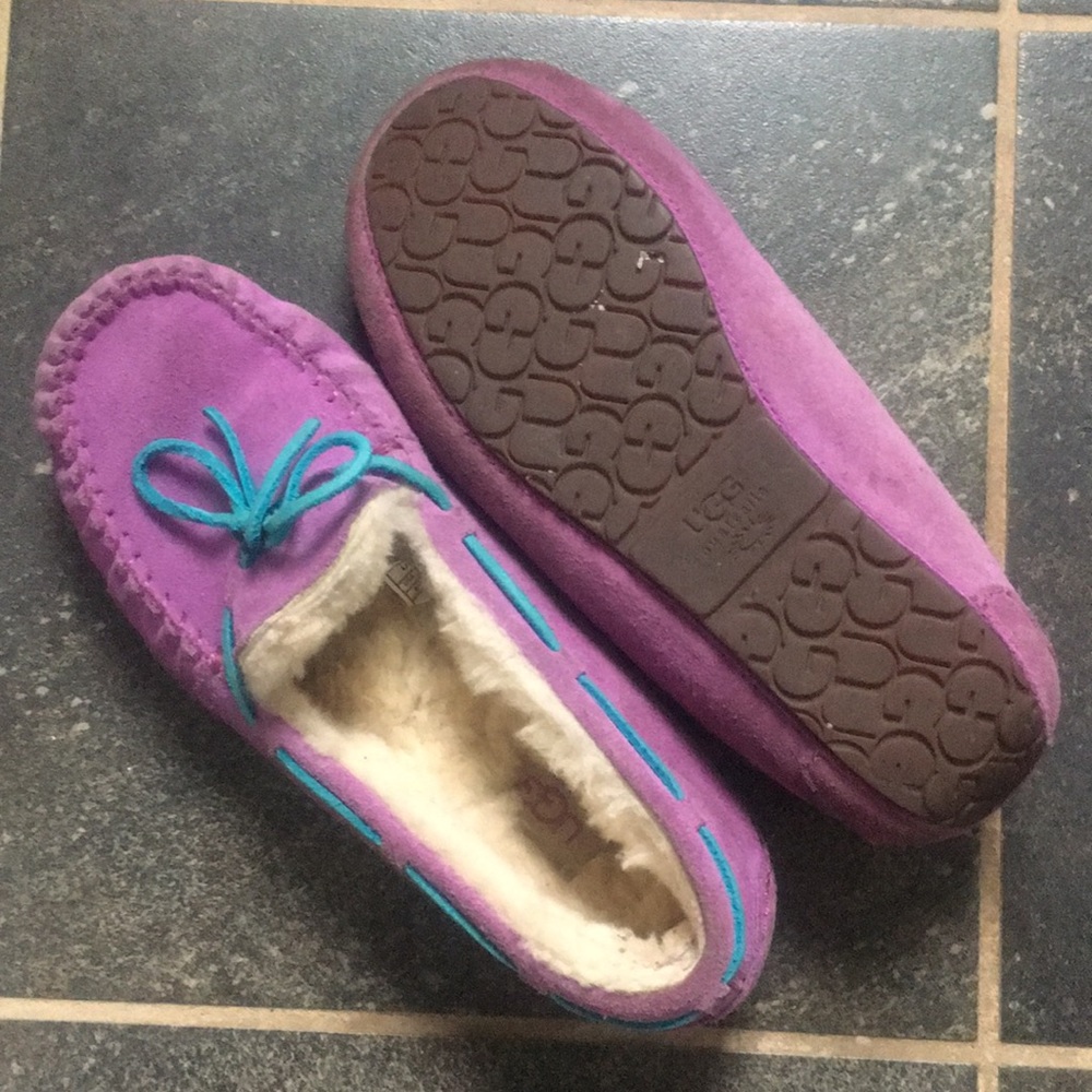 Ugg Dakota Moccasins